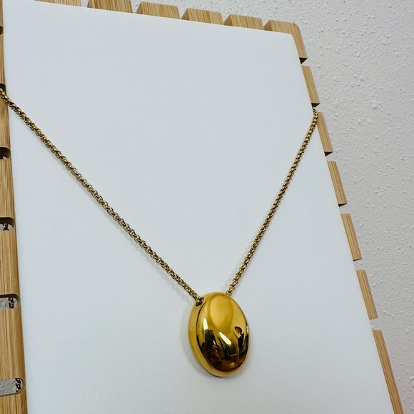 New Brushed Metal Oval Gold Metal Necklace Chain Charm statement - Picture 4 of 5